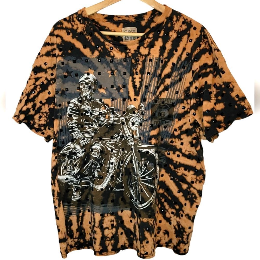 Furst of A Kind Women's Tie Dye & Embellished Detailed T-Shirt Size Large